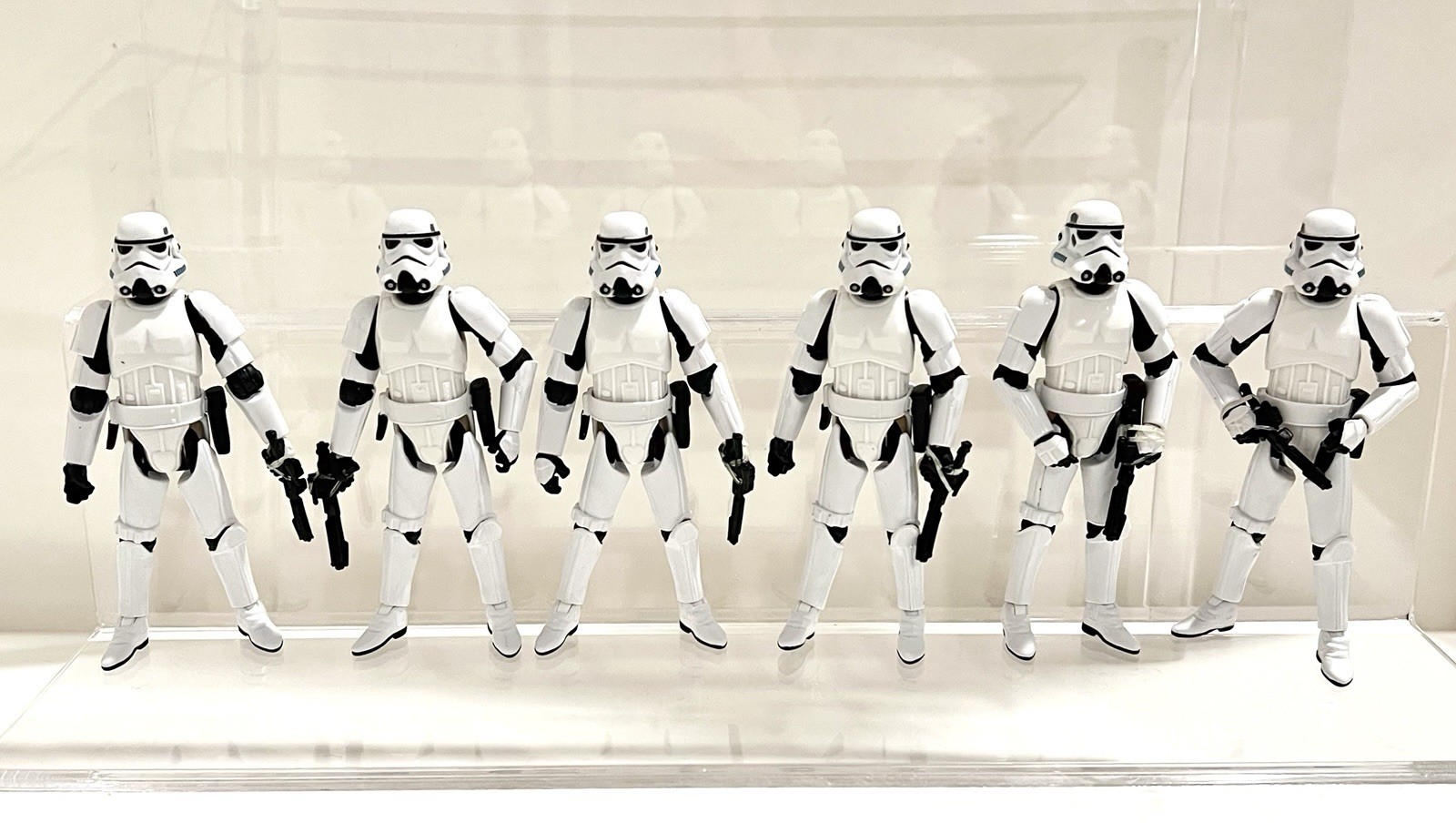 Star Wars A New Hope Stormtrooper Legacy 2005 Army Builder Figure Lot 3.75” Set