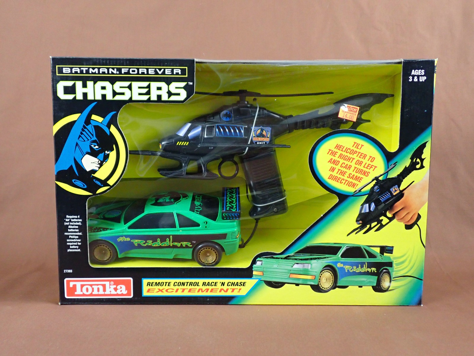 BATMAN FOREVER CHASERS REMOTE CONTROL RACE AND CHASE 1995 TONKA