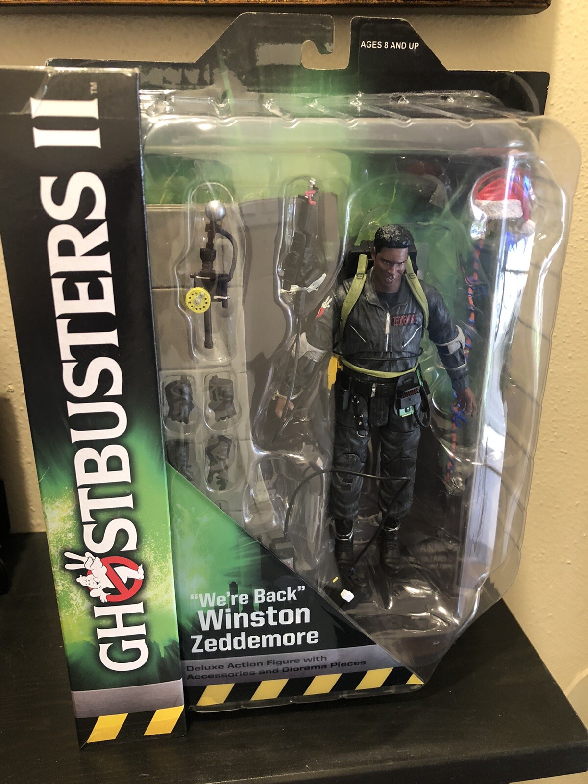 Ghostbusters 2 “We’re Back” Winston Zeddemore Diamond Select w/Diorama Parts New