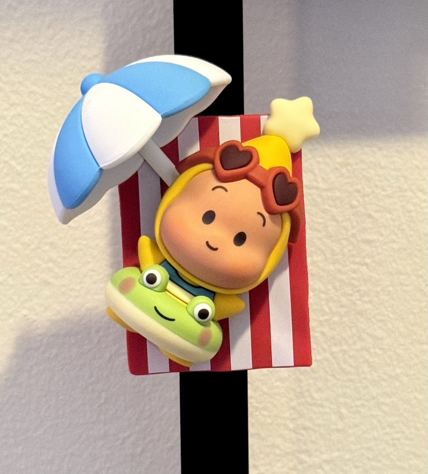 Twinkle Twinkle Pop Mart Island Vacation Pop Bean Fridge Magnet