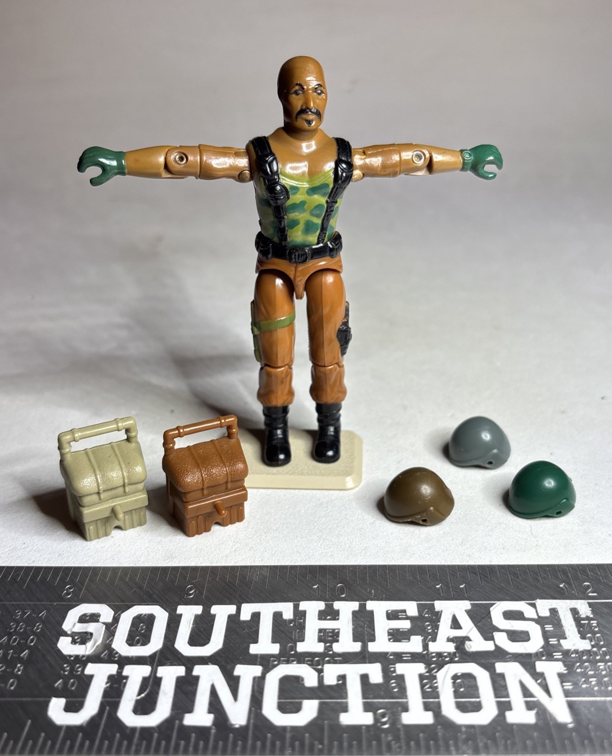 Vintage GI Joe Roadblock v1 Action Figure 1984 TIGHT NO CRACKS & Accessories