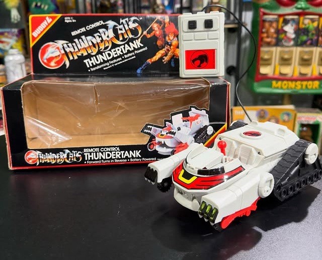 Remote Control Thundertank Buddy L 1985 THUNDERCATS with box RC car Opened