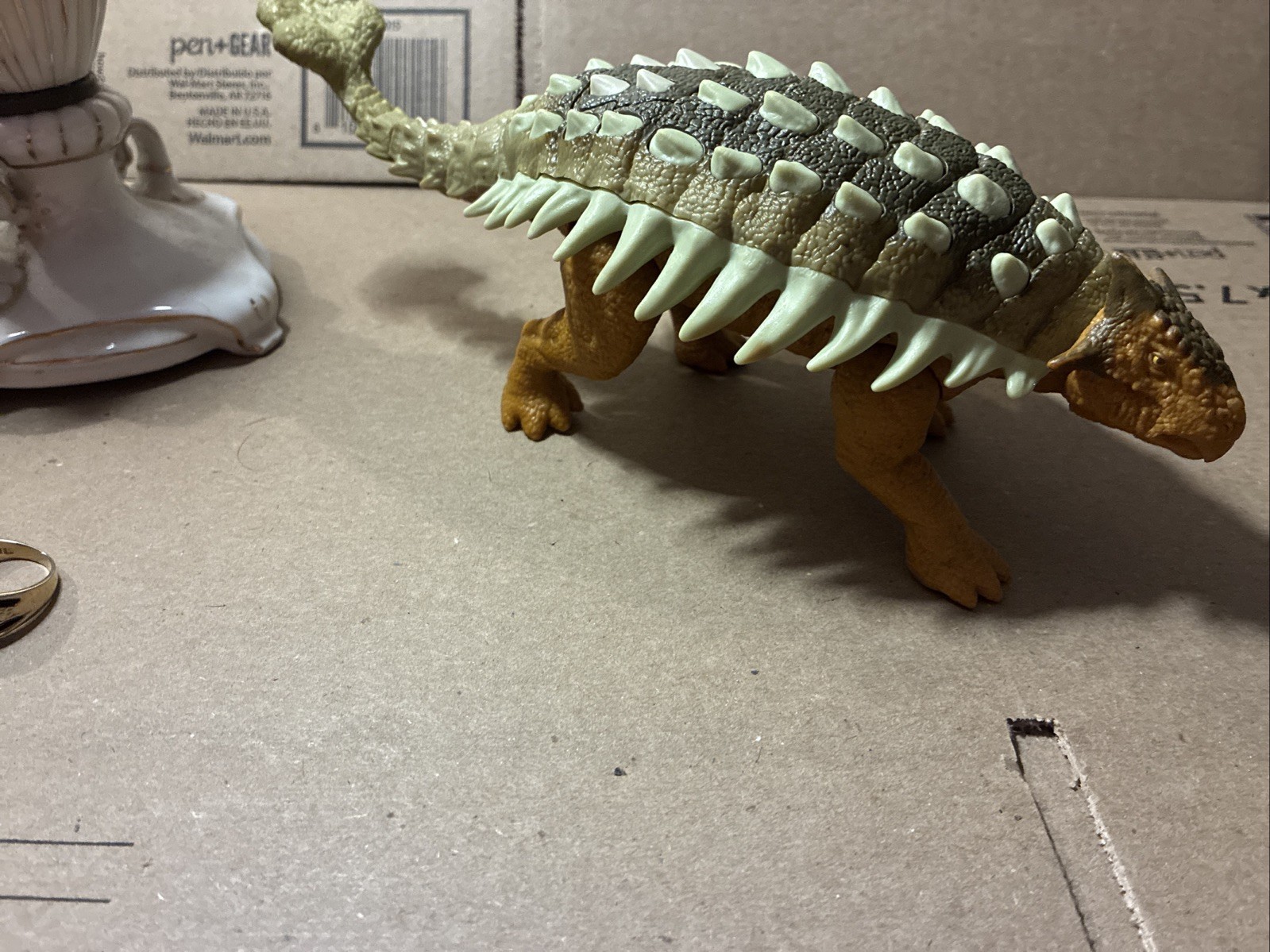 Jurassic World Fallen Kingdom Dino Rivals ANKYLOSAURUS Roarivore Mattel