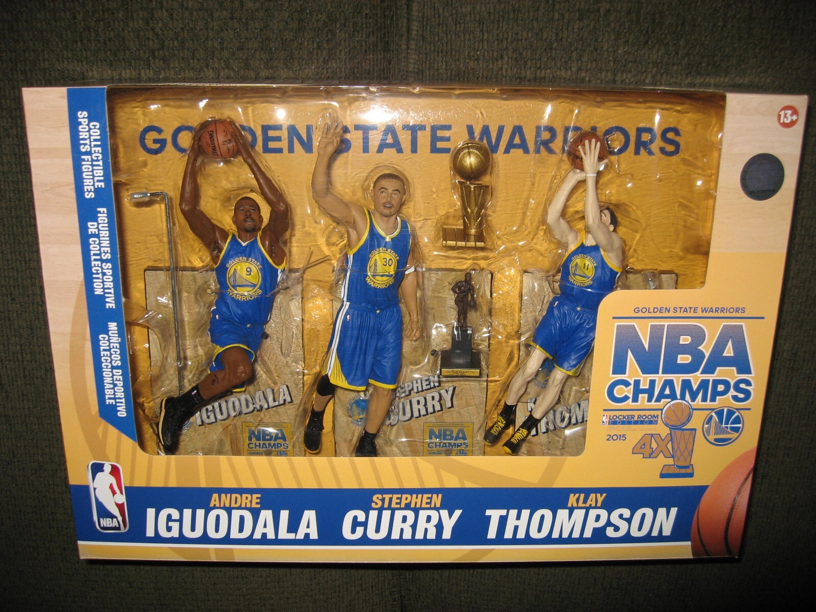 GREAT BOX McFarlane Golden State Warriors Iguadola Curry Thompson figure 3-pack