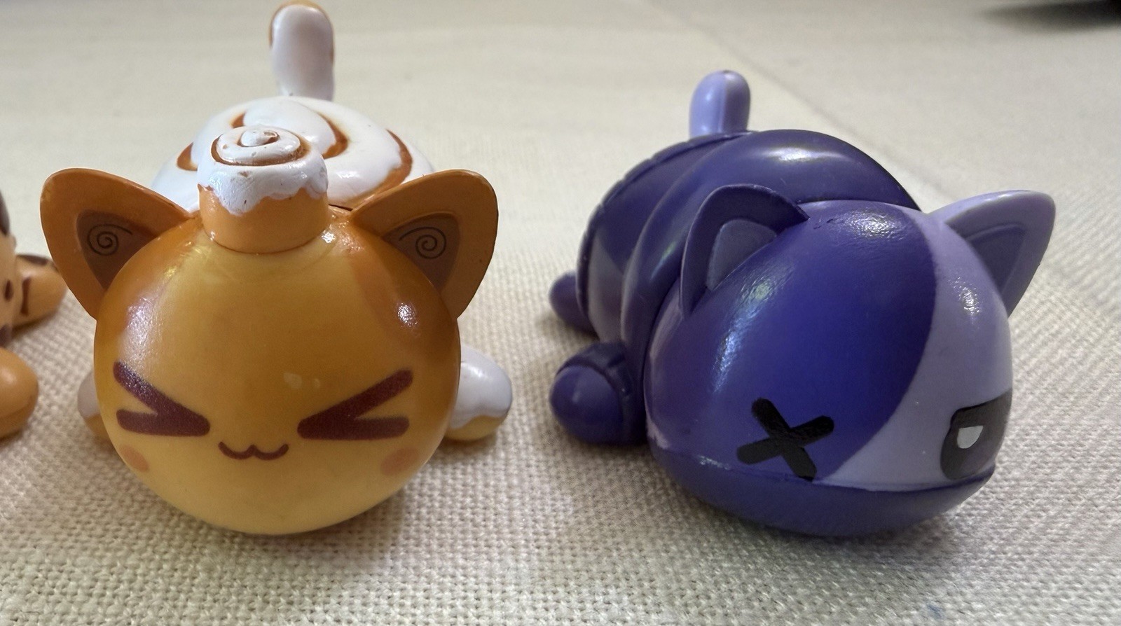 Aphmau MeeMeows Mystery Mini Figures Catface Lot of 8 Cats Bonkers Toy Co Fairy