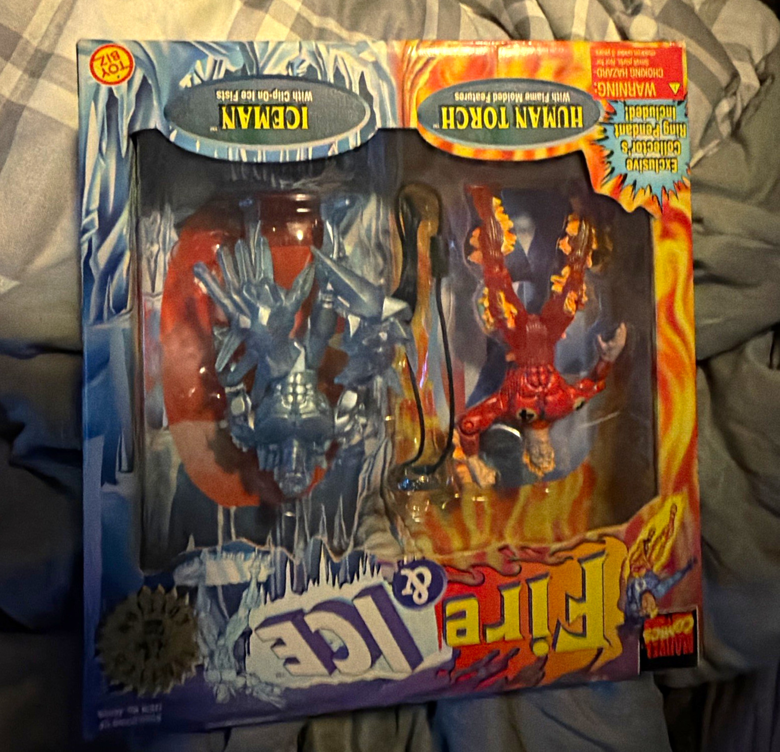 LIMITED EDITION ToyBiz Marvel Fire & Ice Human Torch & Iceman Exclusive Set Ring