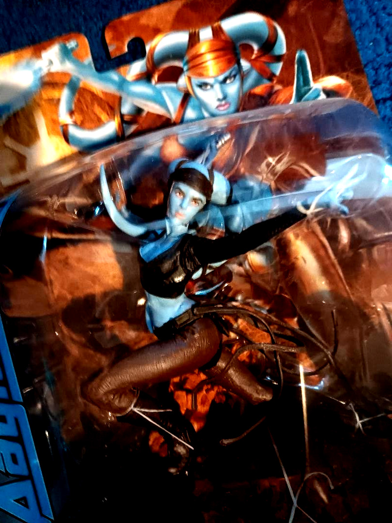 star wars unleased Aayla Secura 2004 Free Shipping