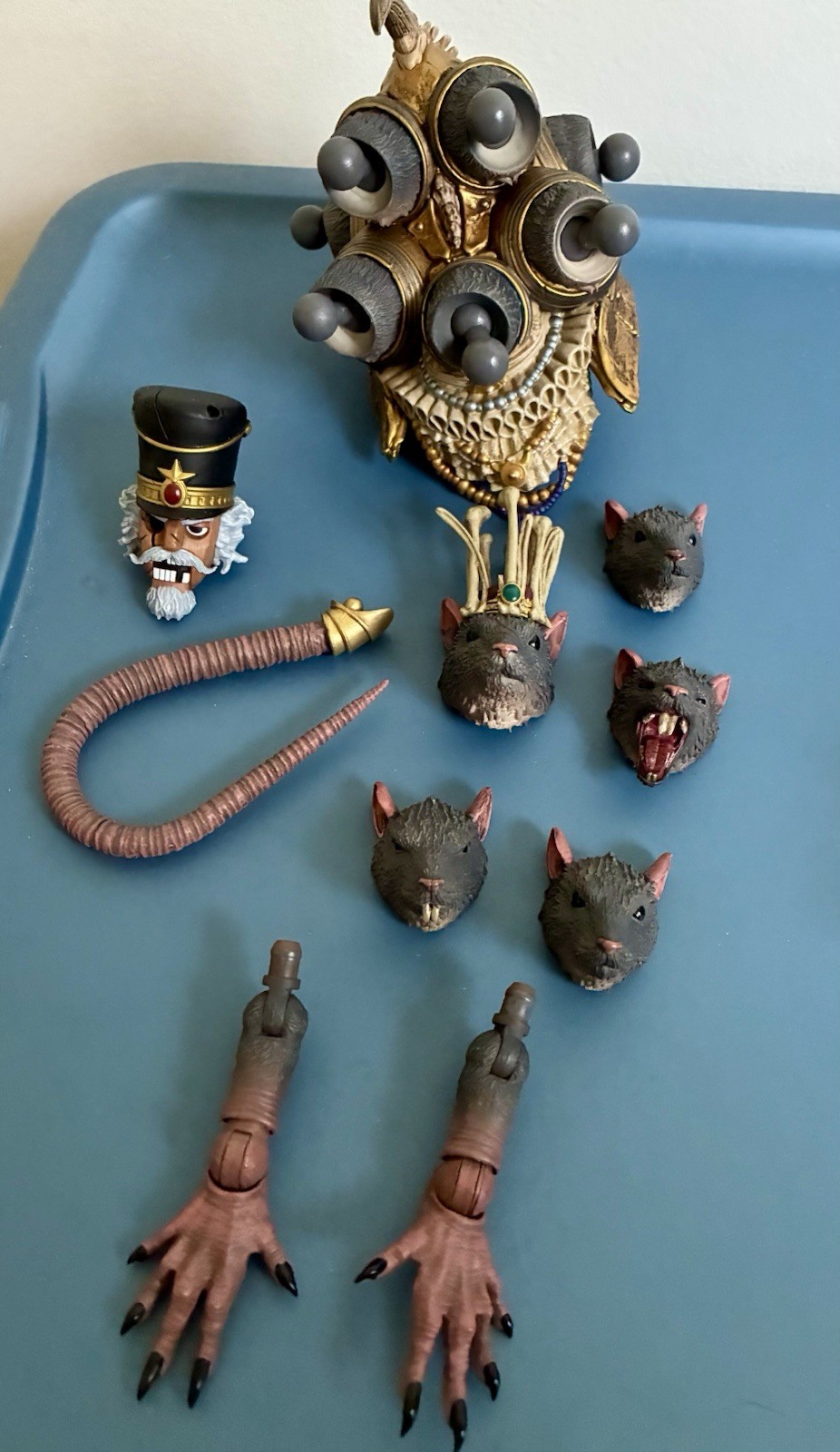 Mythic Legions FIGURA OBSCURA MOUSE KING parts w/ secret head