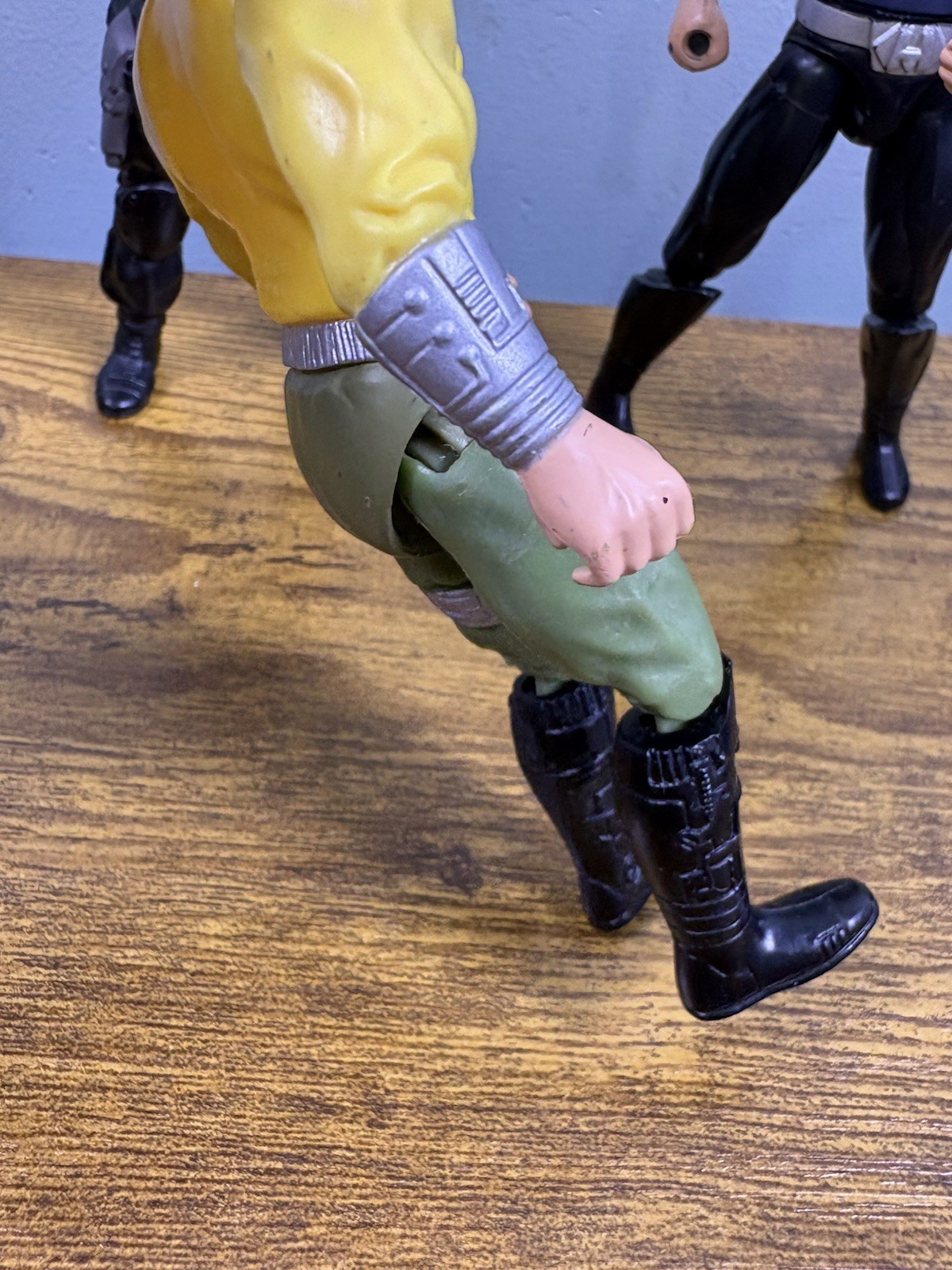 1993 Mattel Warner Demolition Man Kick Fighting Spartan Figure Lot Stallone 5.5”