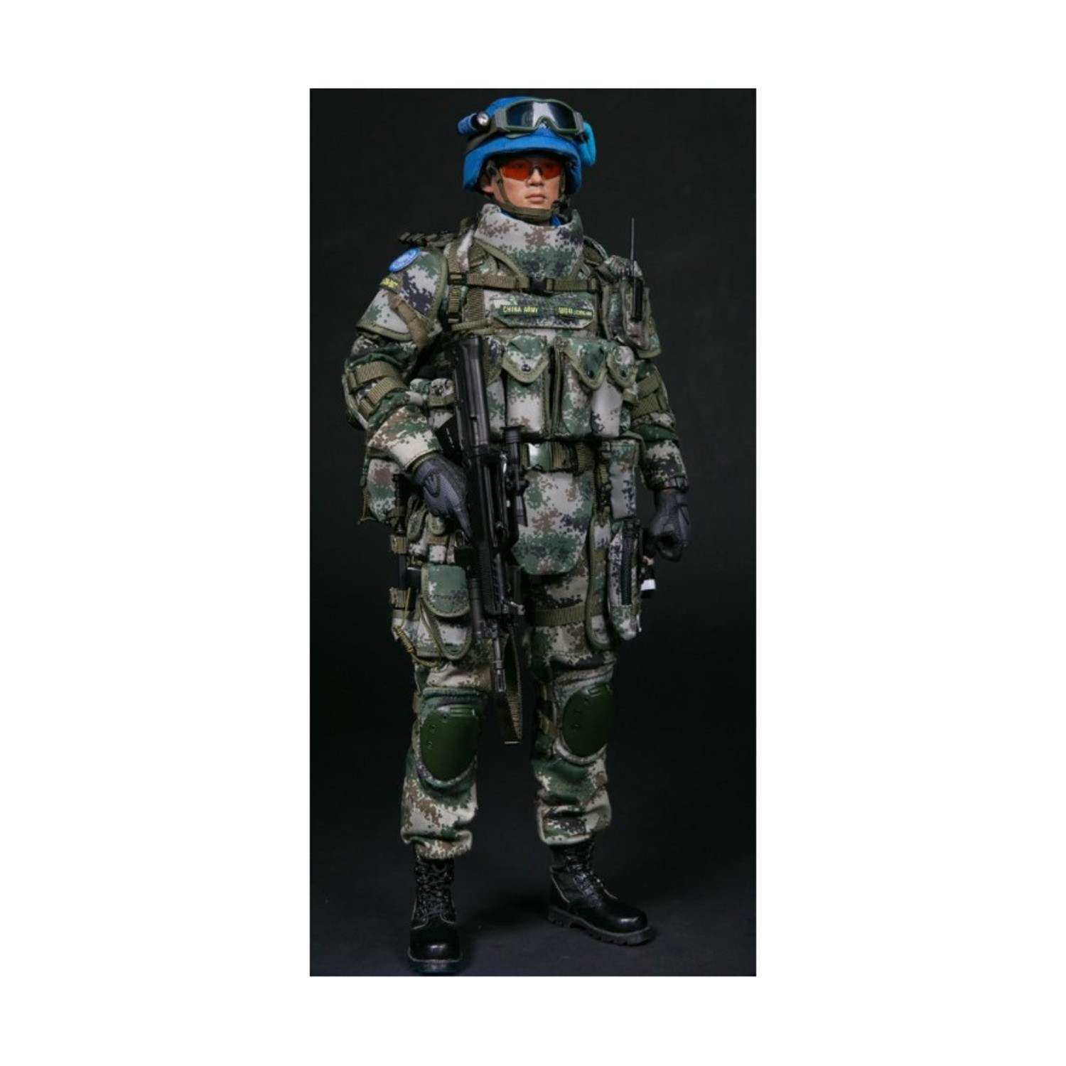 Chinese Peacekeeper PLA in UN Peacekeeping Operations VG+/EX