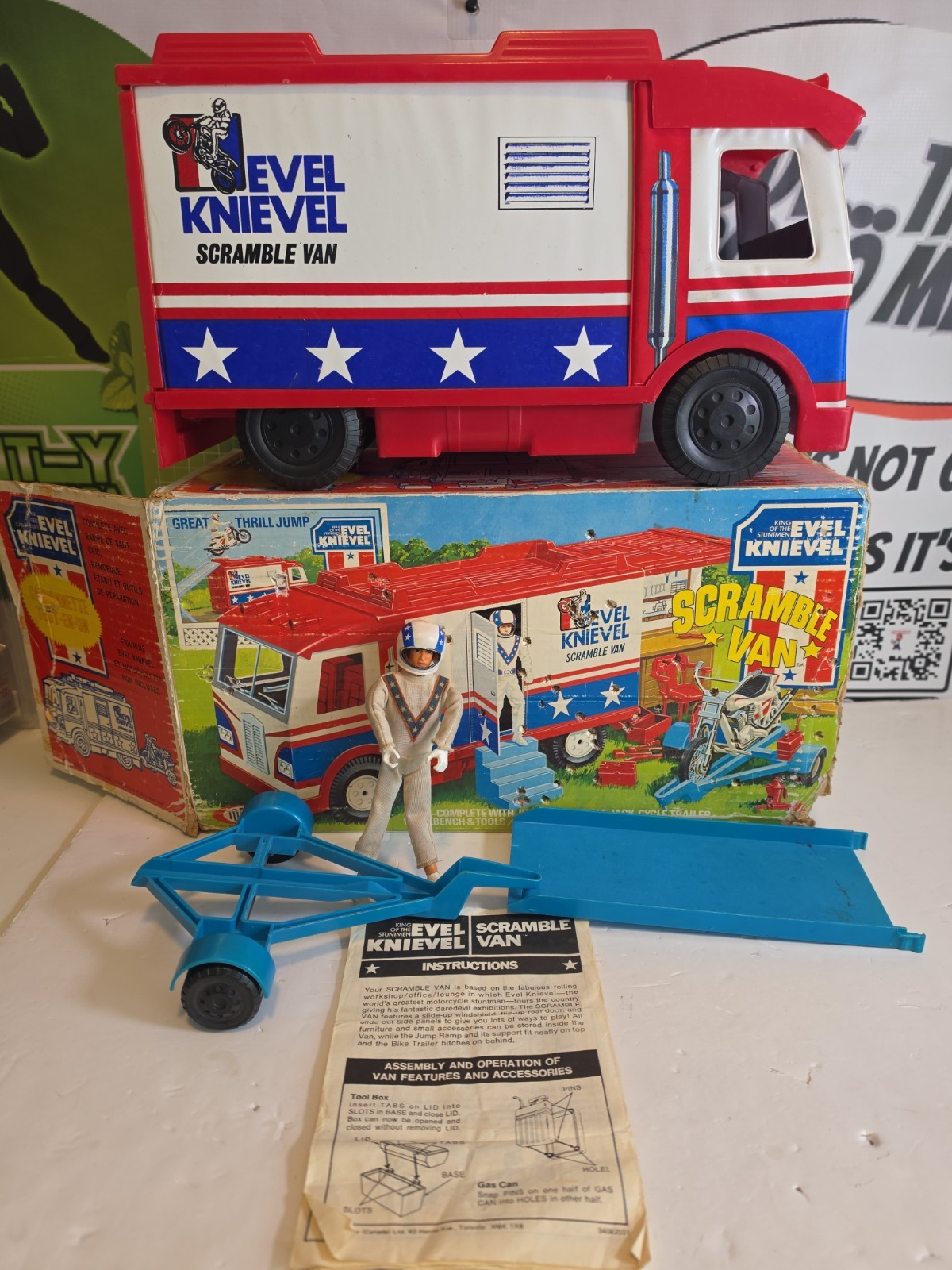 Original Evel Knievel Scramble Van Ideal Toy Corp. 1973 Box & Instructions