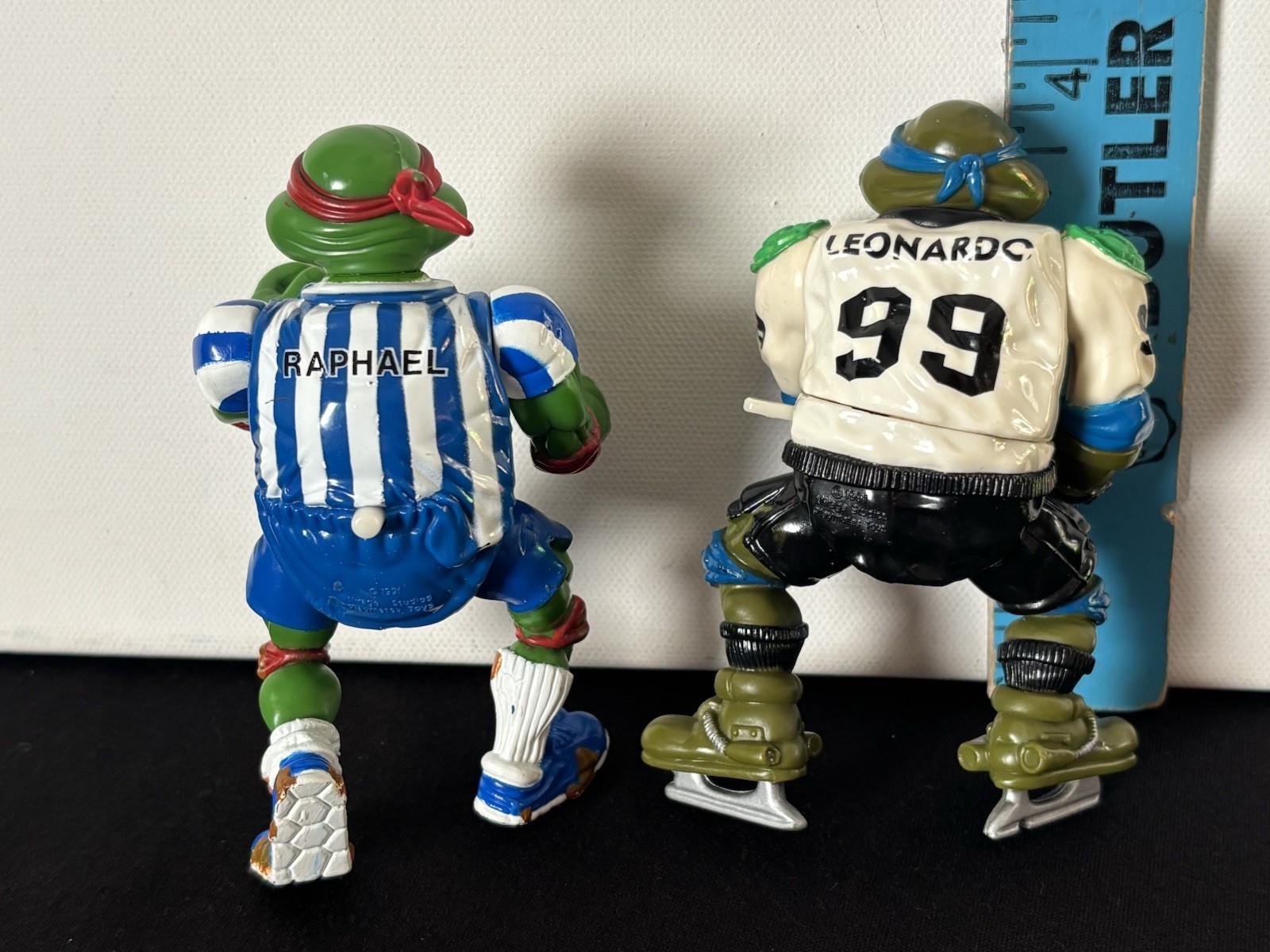 TMNT Teenage Mutant Ninja Turtles Sewer Sport All-stars Leo & Raph Playmate 1991