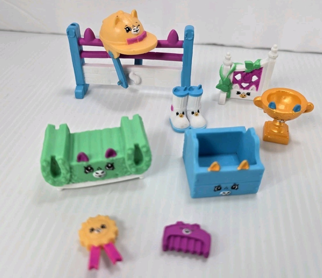 Happy Places Shopkins Pretty Pony Show Jumping Decorator’s Lot Of 8