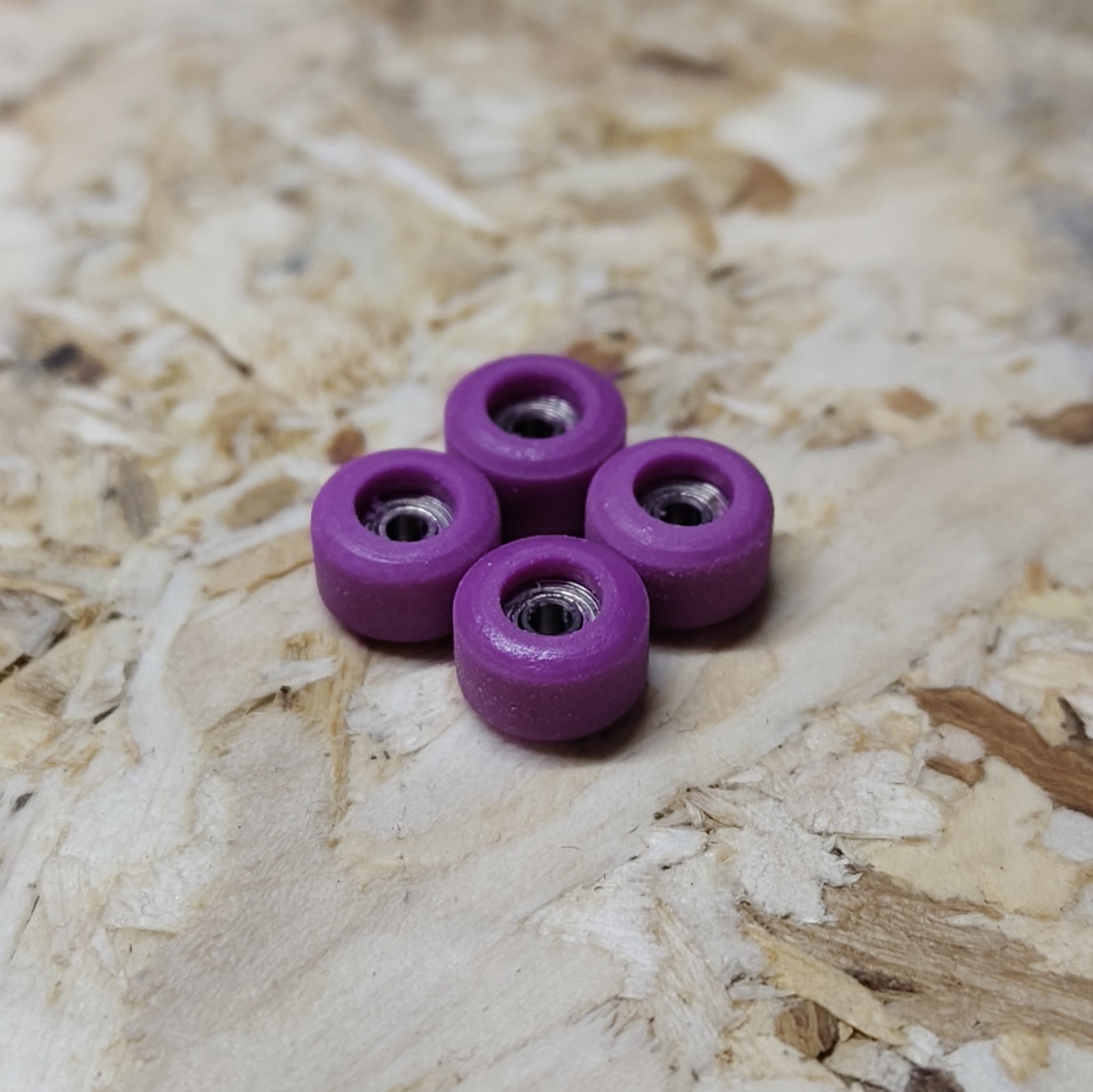 Oak Medium Fingerboard Wheels Purple