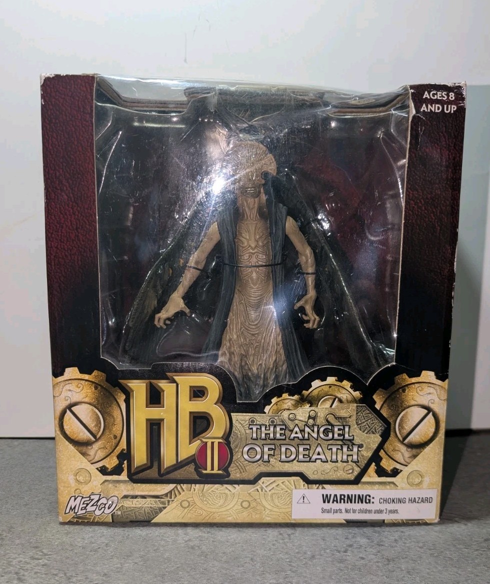MEZCO “The Angel Of Death” Hellboy II The Golden Army Action Figure Unopened Box