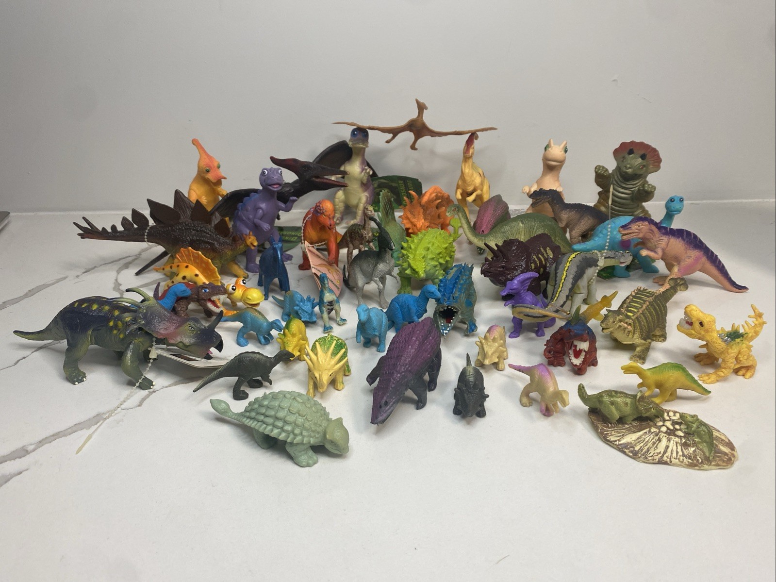 Huge Lot 47 Dinosaur Toy Figures Jurassic, Prehistoric Plastic Dinos Mix Variety