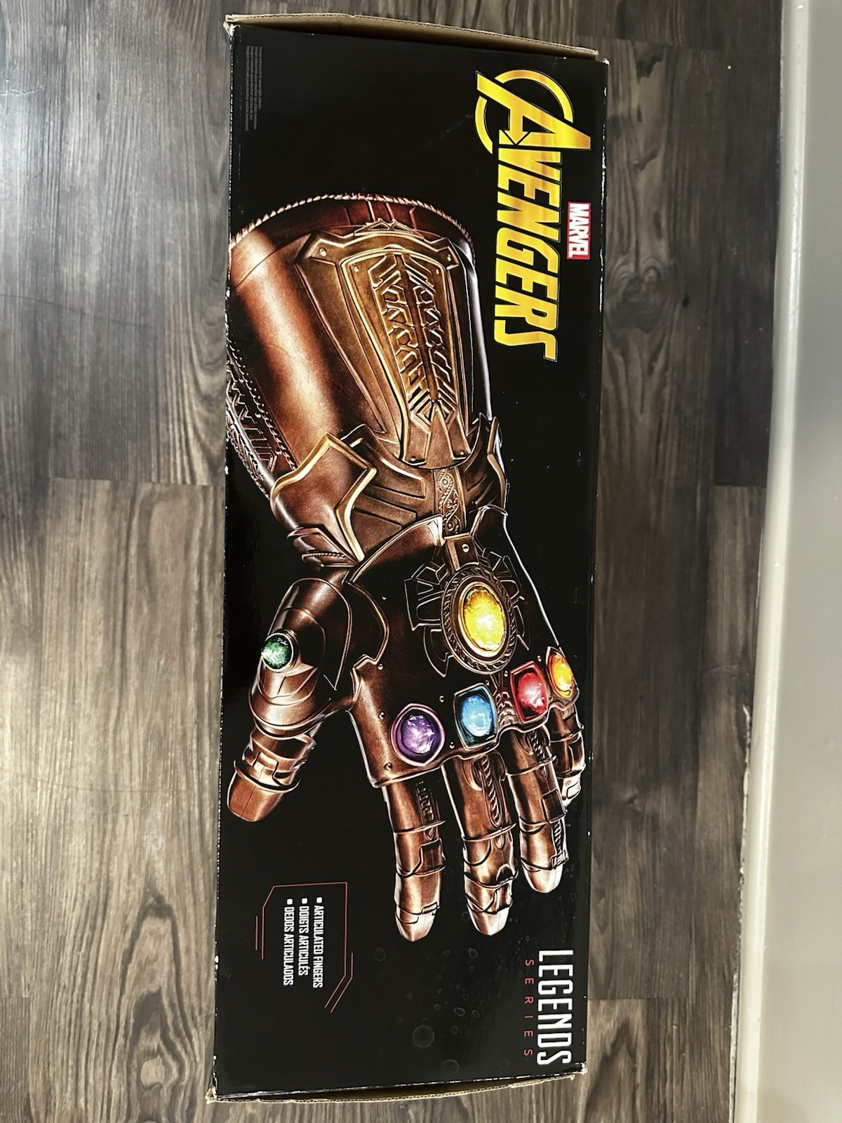 Marvel Legends Series Articulated Electronic Infinity Gauntlet Thanos – Works