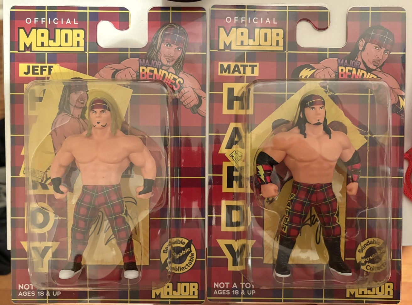 NEW RARE HTF Major Bendies HARDY BOYS Jeff & Matt Exclusive SOLD OUT w/ cards 5″
