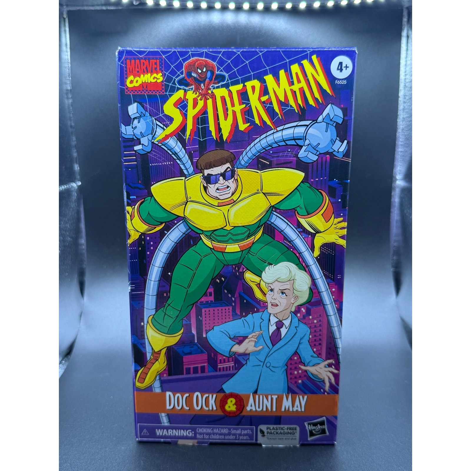 Marvel Legends Doc Ock Aunt May VHS 2 Pack Spider-man Retro NIB