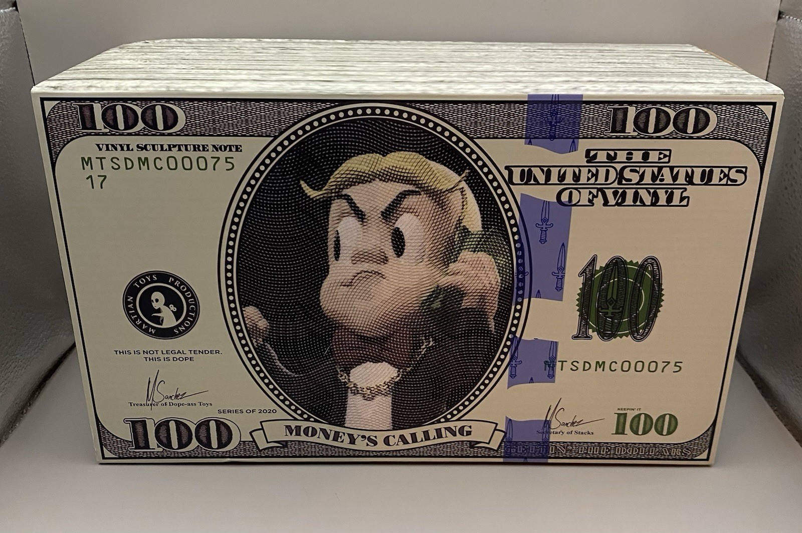 Money’s Calling Rich Uncle by Sanchez Designs Martian Toys 10″ Vinyl Figure