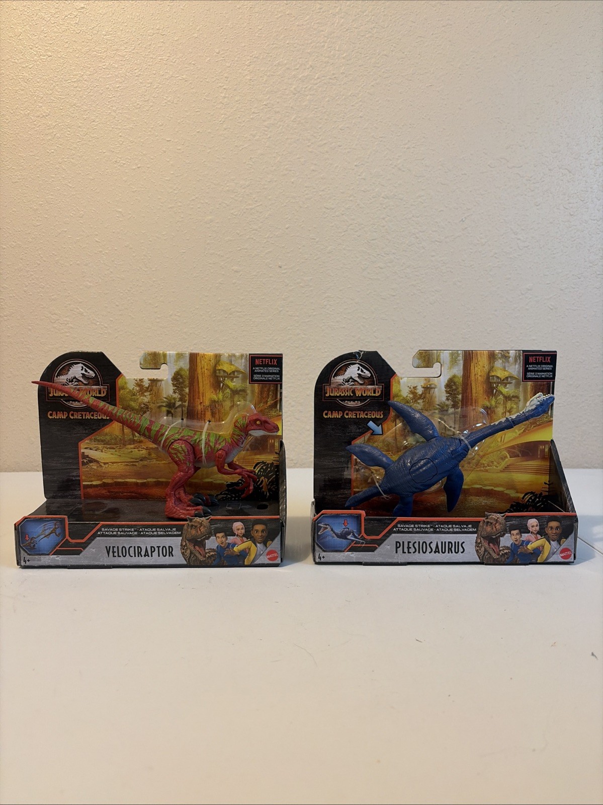 Jurassic World Camp Cretaceous PLESIOSAURUS VELOCIRAPTOR Dinosaur A5-3