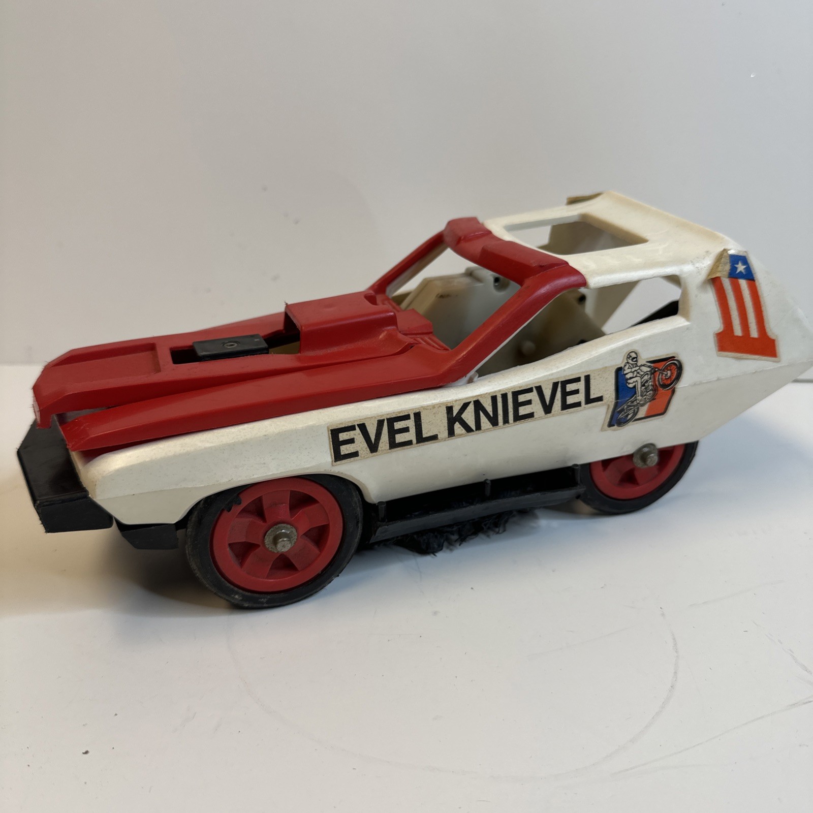 VINTAGE 1974 Ideal Toys EVEL KNIEVEL STUNT & CRASH CAR Playset