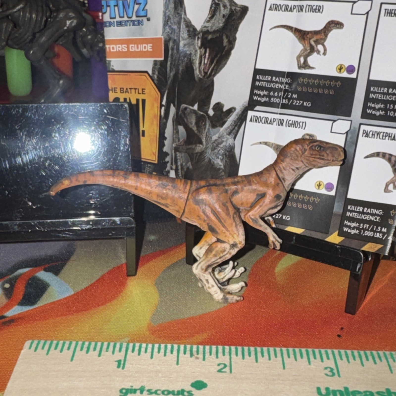 Jurrasic World Captivz Dominion Atrociraptor “Tiger” Mini Dinosaur No Token