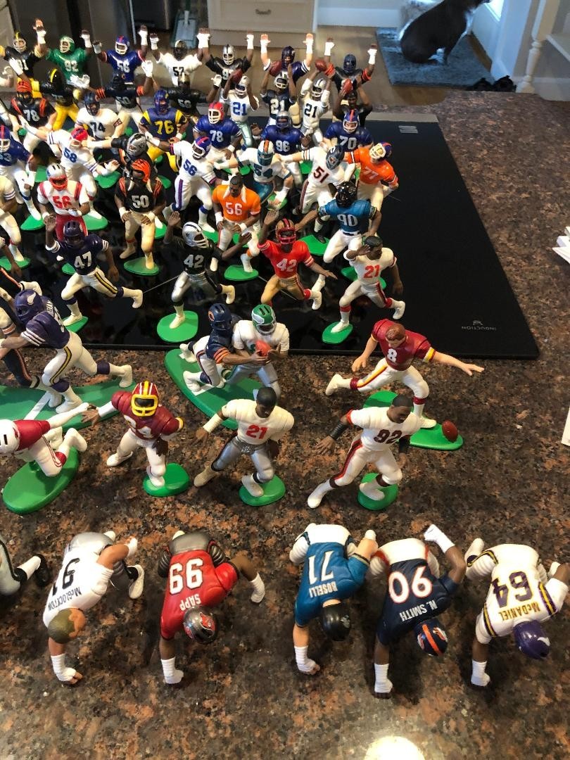 UPDATED SALE Starting Lineup Football OPEN Individual Auctions Lineman Defenders
