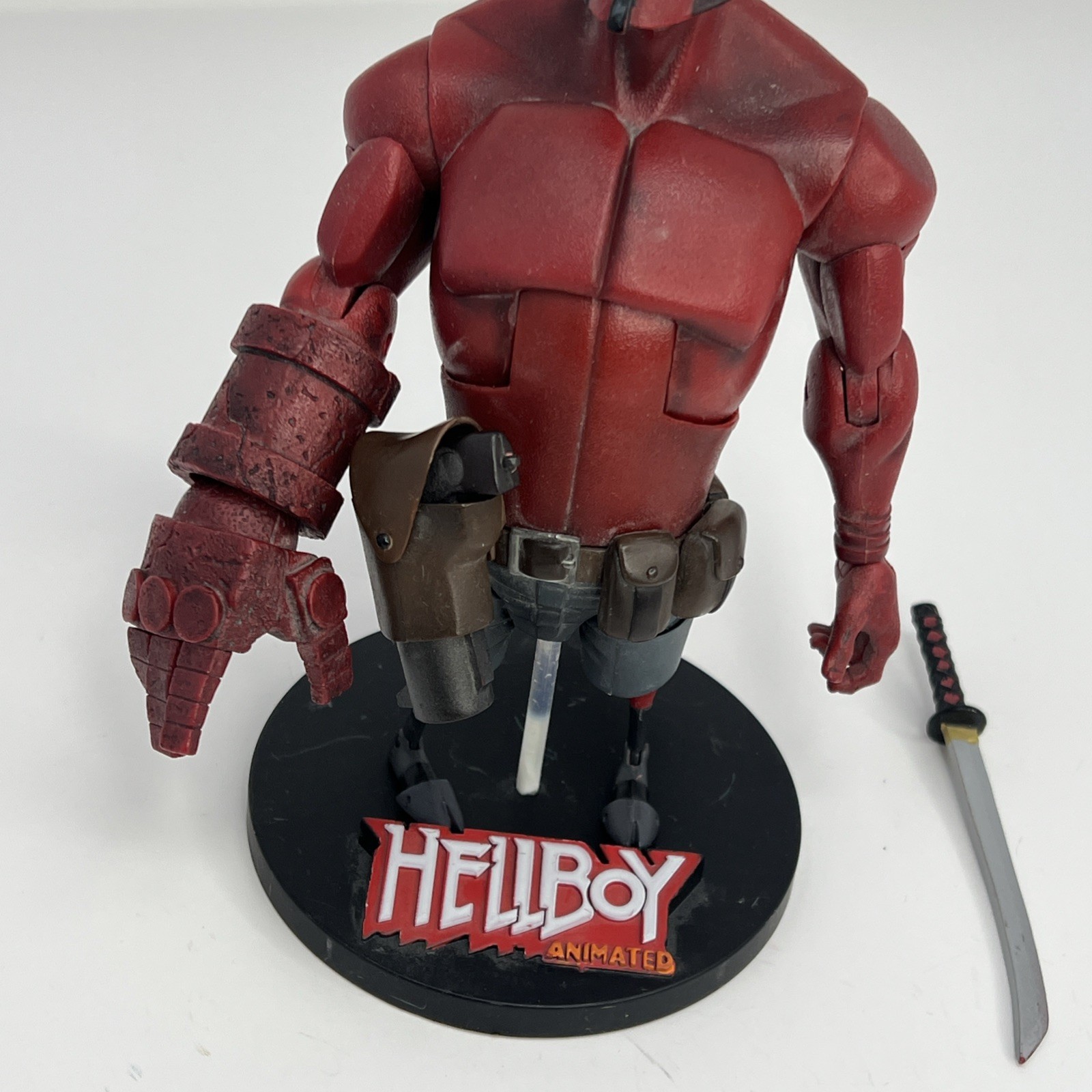2007 Gentle Giant Hellboy Animated Deluxe Action Figure w/ Gun & Sword