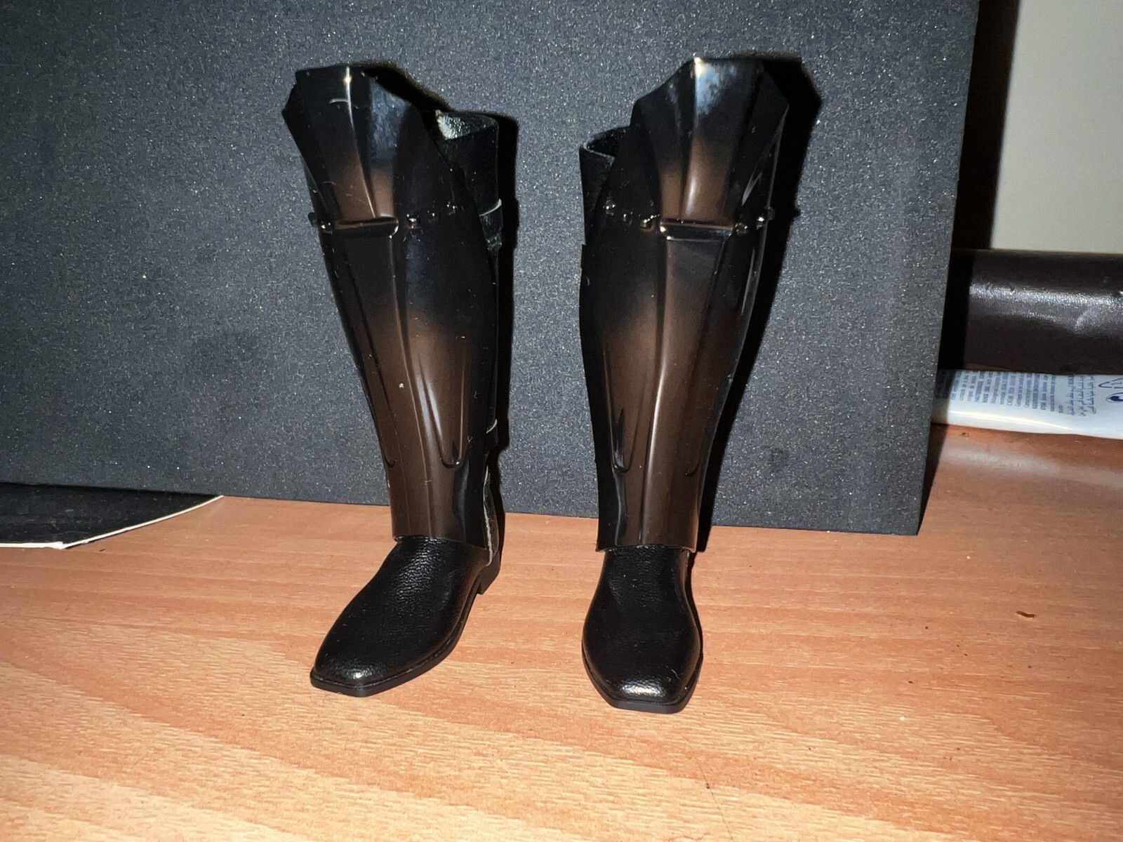 Hot Toys MMS572 Darth Vader Empire ESB 1/6 Action Figure Armor plates boots peg