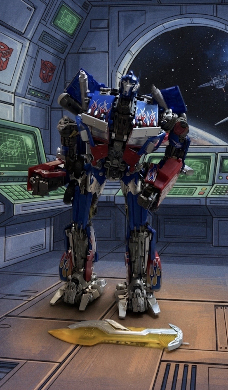 Takara Tomy Hasbro Transformers MPM-4 Optimus Prime Action Figure