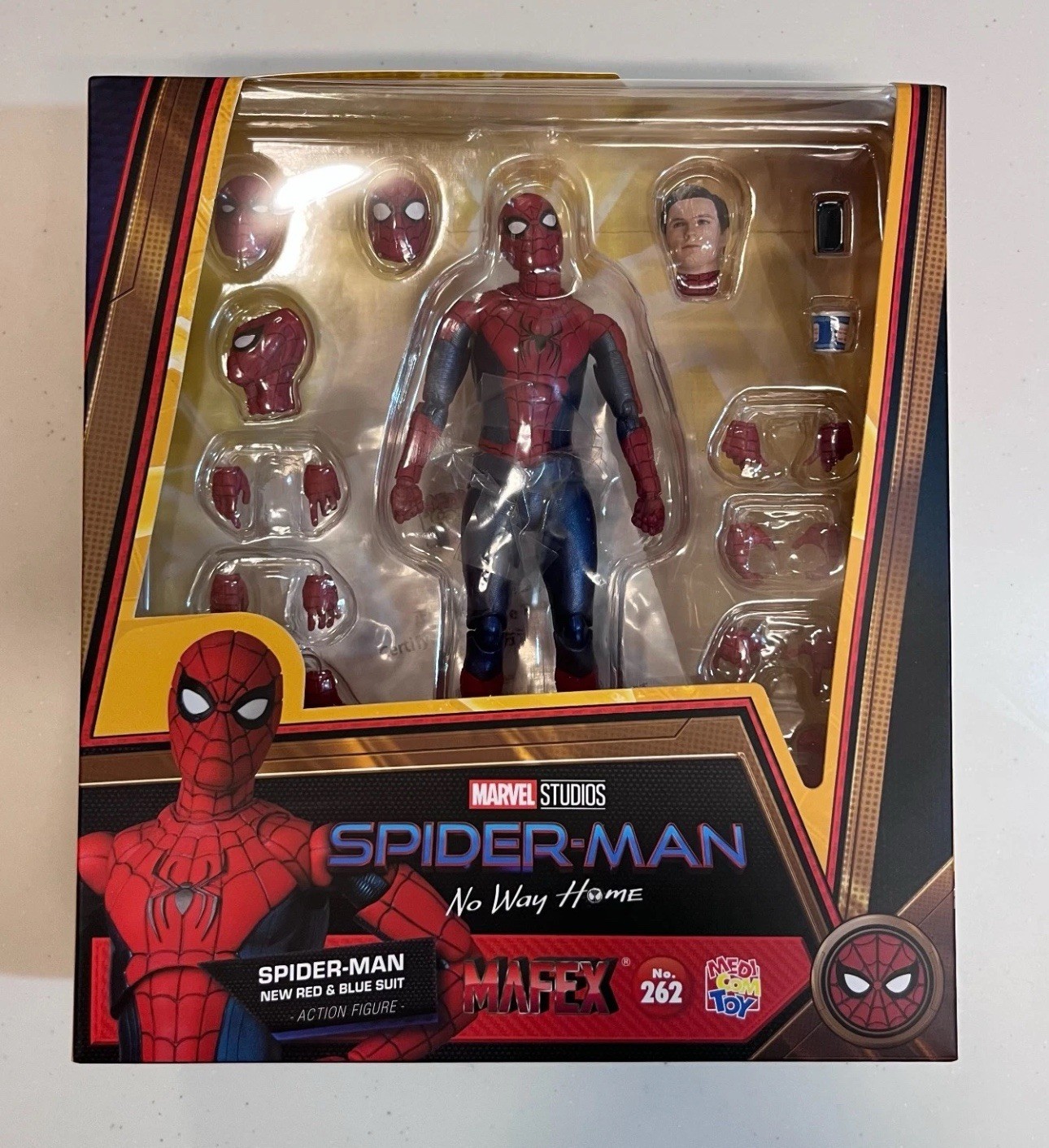 AUTHENTIC MAFEX No.262 SPIDER-MAN NEW RED & BLUE SUIT Action Figure USA SELLER