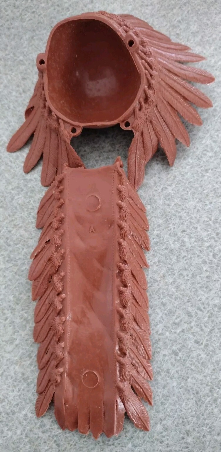 1960’s-70’s Auth/Orig Marx Johnny West Geronimo Feather Head Dress w/ Tail