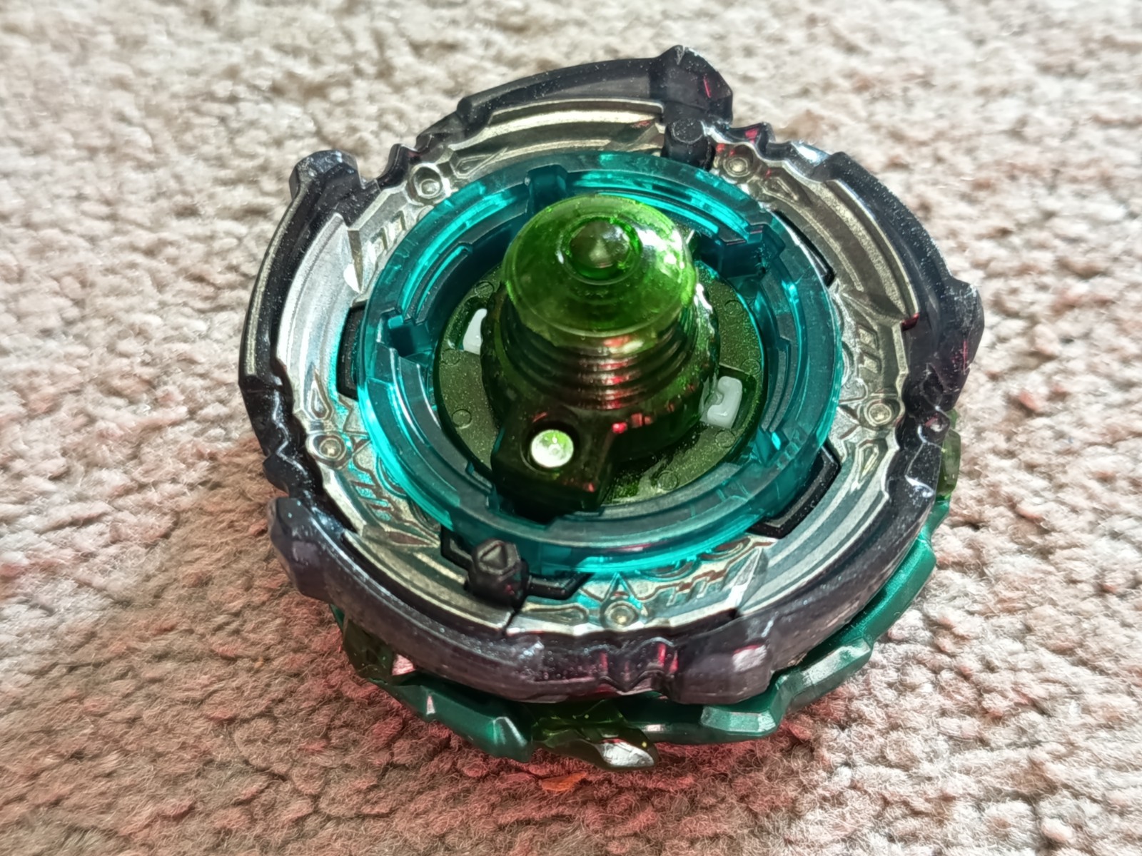 Dread Fafnir Paradox Revolve Metsu + stickers Beyblade TAKARA TOMY BURST