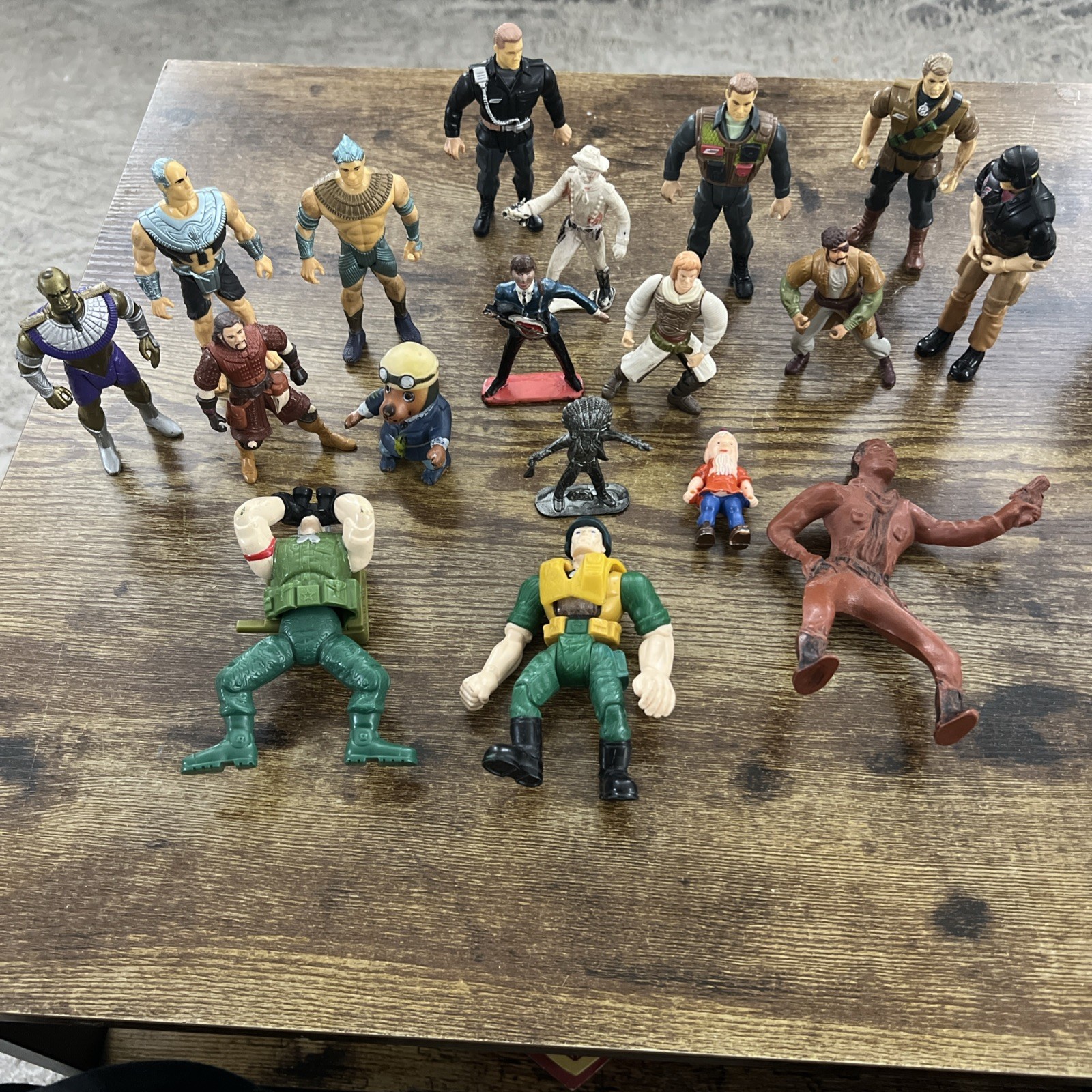 1994 Hasbro Stargate Action Figure And More 18 Figures
