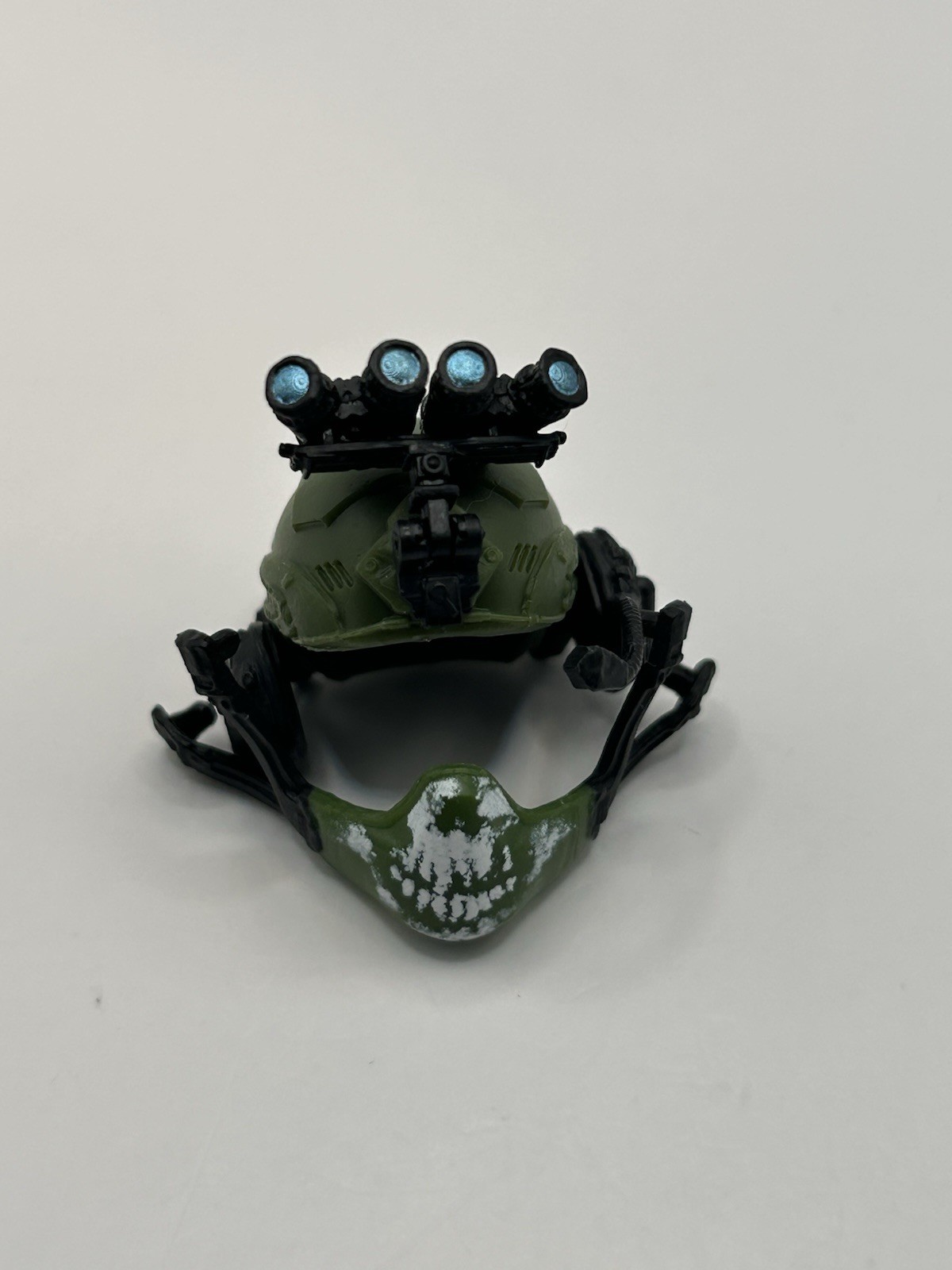 Valaverse Action Force Corsairs Tactical Helmet With Face Mask Fodder 1/12 Scale