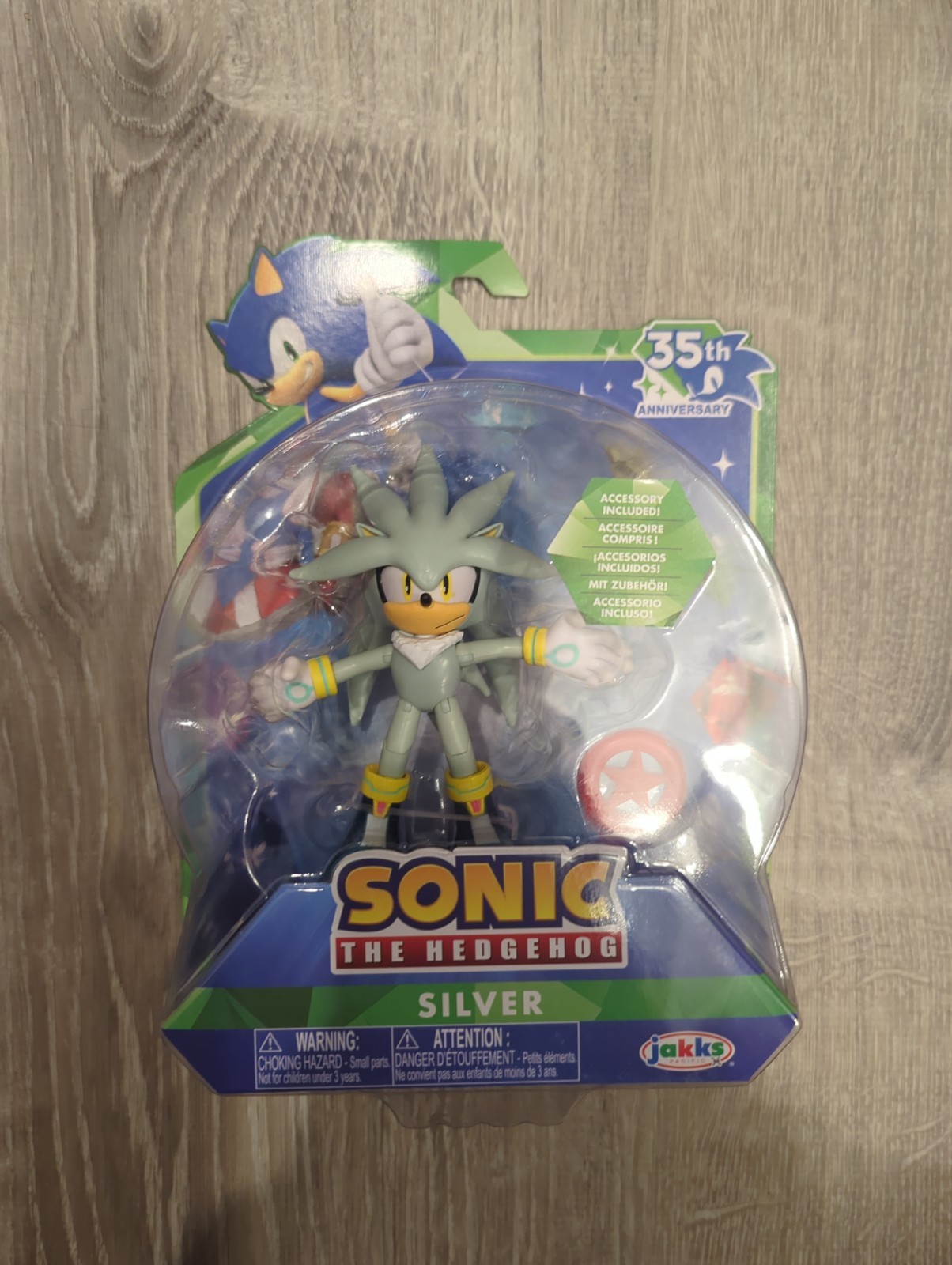 SONIC THE HEDGEHOG 35TH ANNIVERSARY SILVER WITH RED STAR SPRING 4″