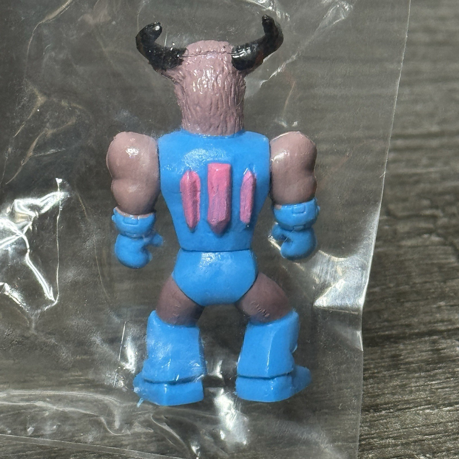 Animal Robot Fighter Transmegator #9 Tauratron Blue Bull Figure Battle Beasts KO