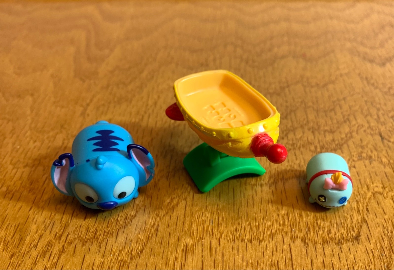 Disney Tsum Tsum from the Movie Lilo and Stitch — Stitch and Scrump & Accessory