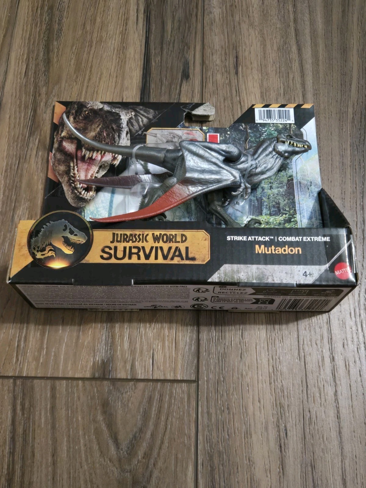 Jurassic World Survival Strike Attack MUTADON Action Figure