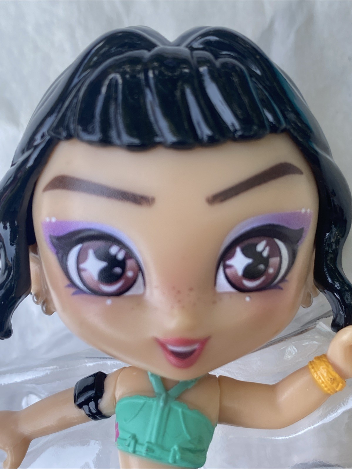 MATTEL KPOP K-POP Demon Hunters For The Fans Pack 4” Collectible Figure ZOEY NEW