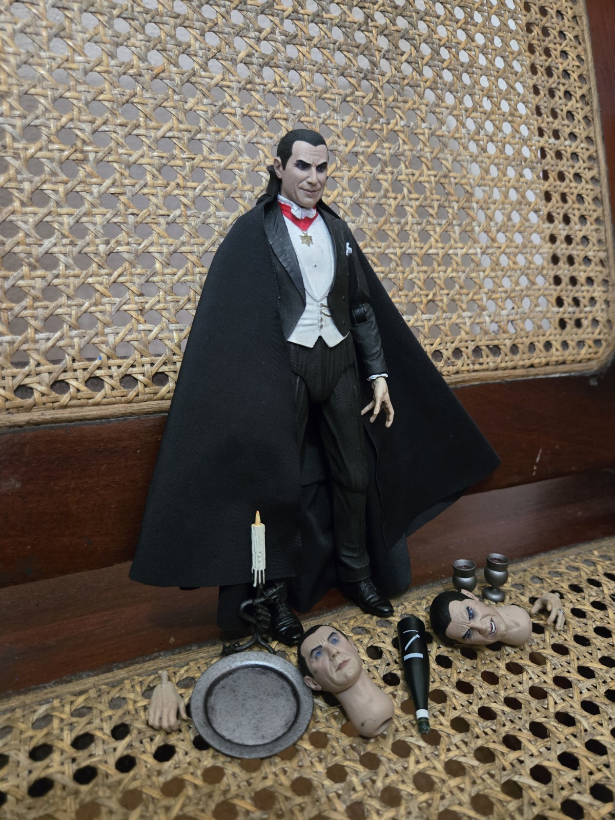 NECA Ultimate Count Dracula Transylvania Color Version Universal Monsters Figure