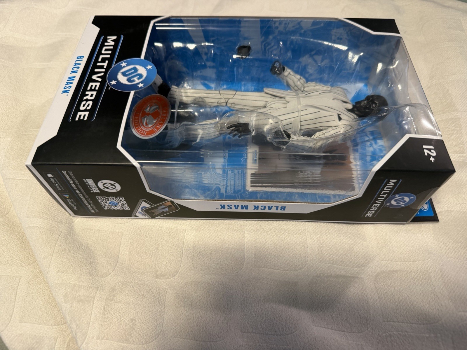 McFarlane DC Multiverse BLACK MASK Red Platinum 7” figure NEW! IN HAND!