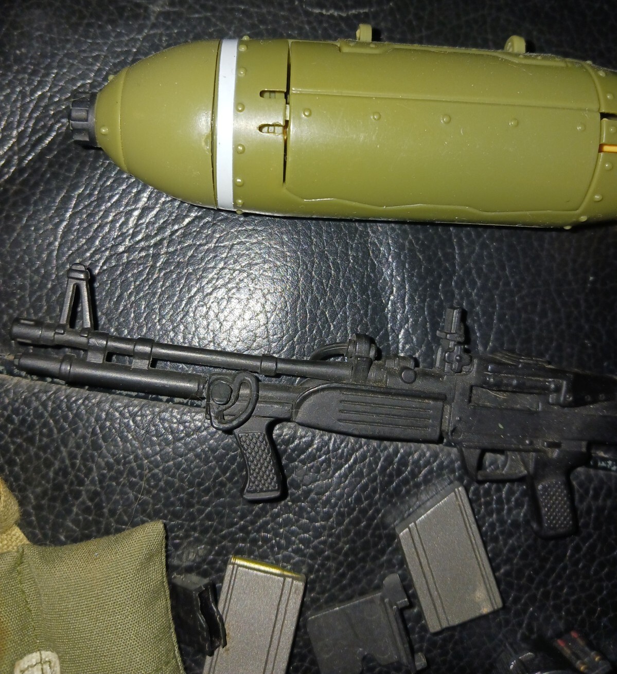 21st Century Toys Ultimate Soldier Saw Clarmore Mines Bomb