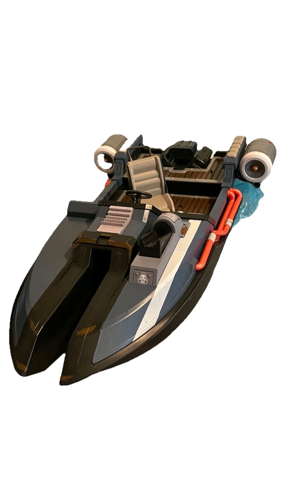 Fortnite Victory Royale Deluxe Vehicle Motorboat, holds 6 inch figurines.