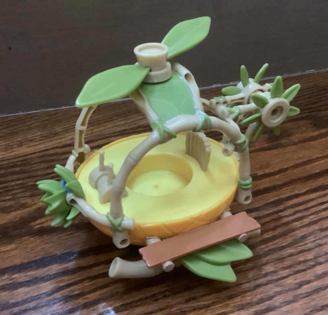 Ryan’s World Island Adventure Pineapple Helicopter with Pull Back Action