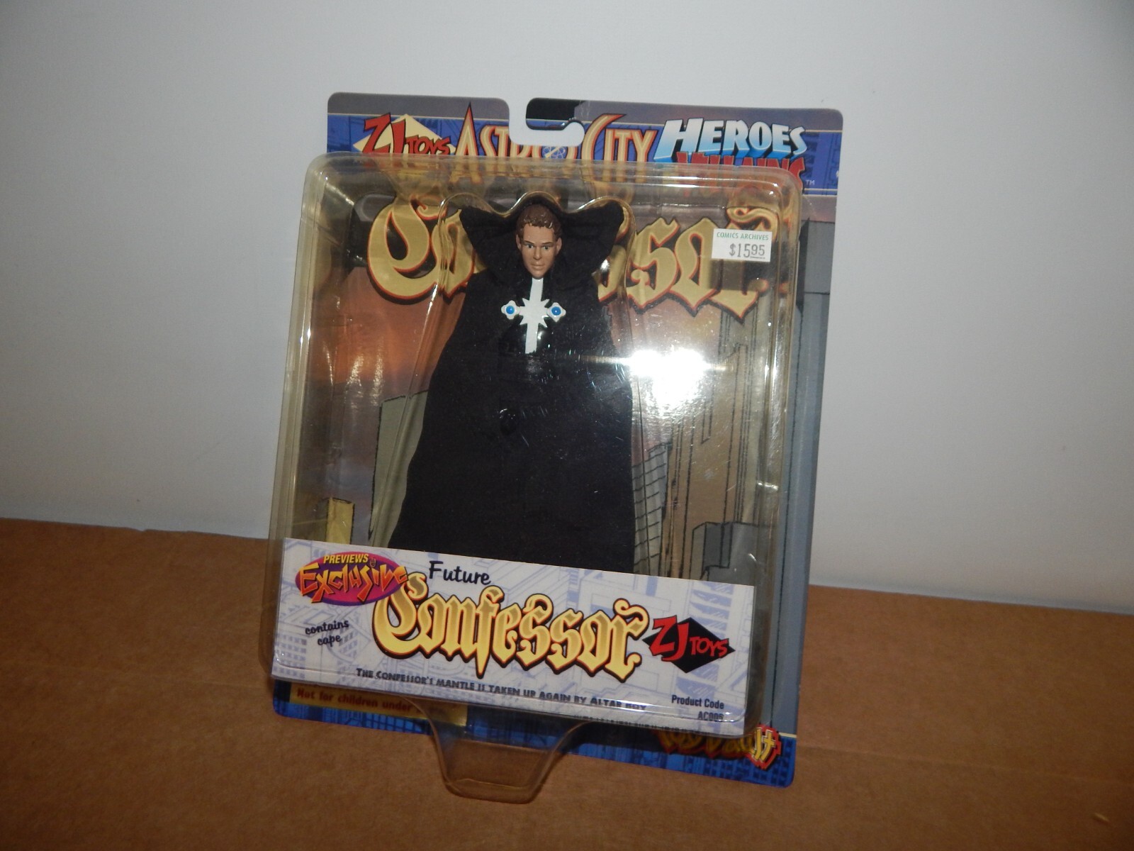NIB 1998 ZJ Toys Heroes Villains Future Confessor Action Figurine Toy Vault Box