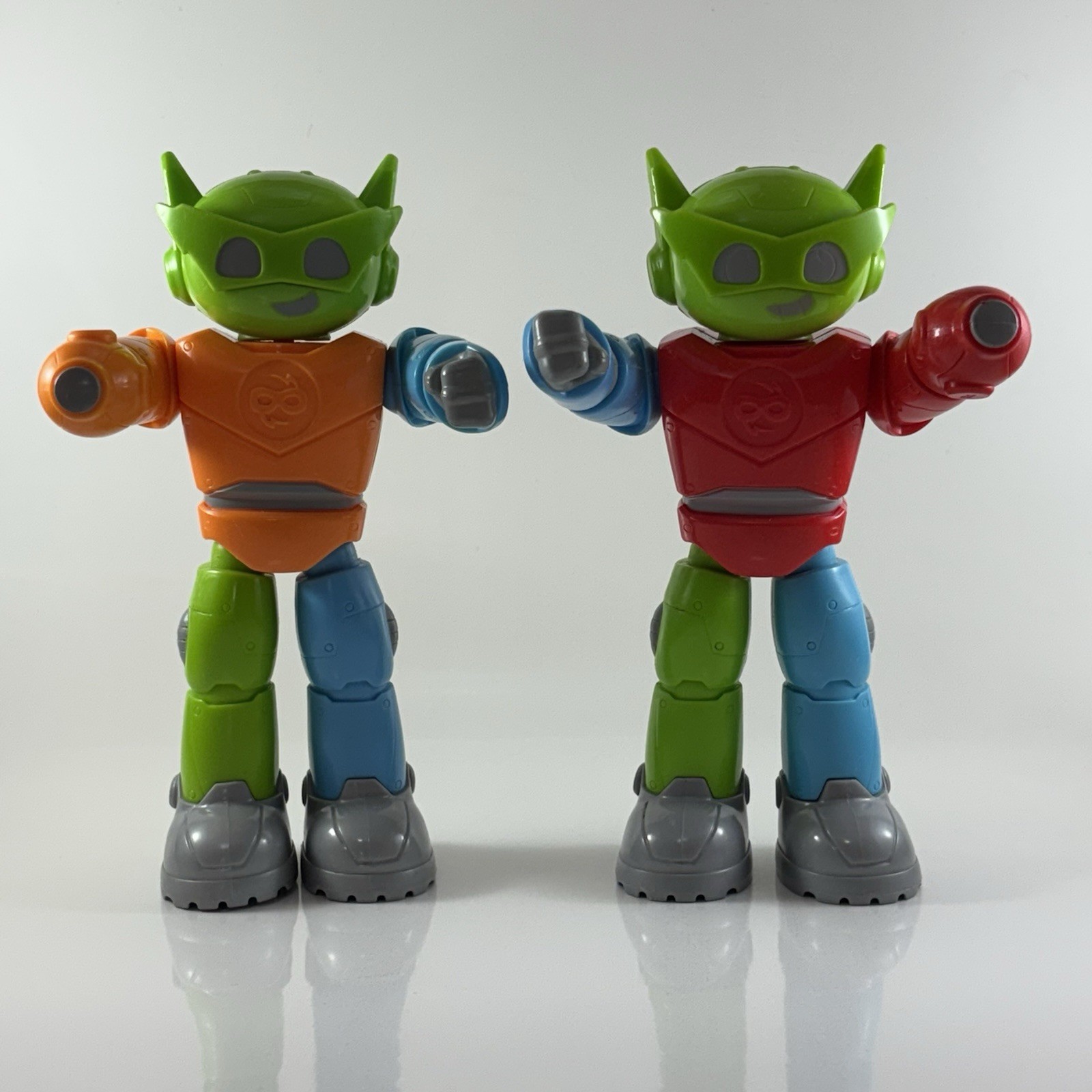 Lot Of 2 – Ryan’s World Titan Robot Multi-Color 7″ Action Figure Toys Posable