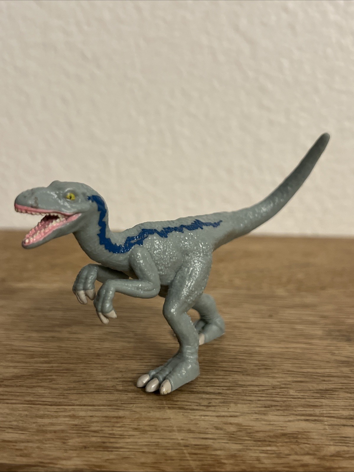 Jurassic World Attack Pack Velociraptor Blue 3.5” Action Figure Pvc Mattel Toy