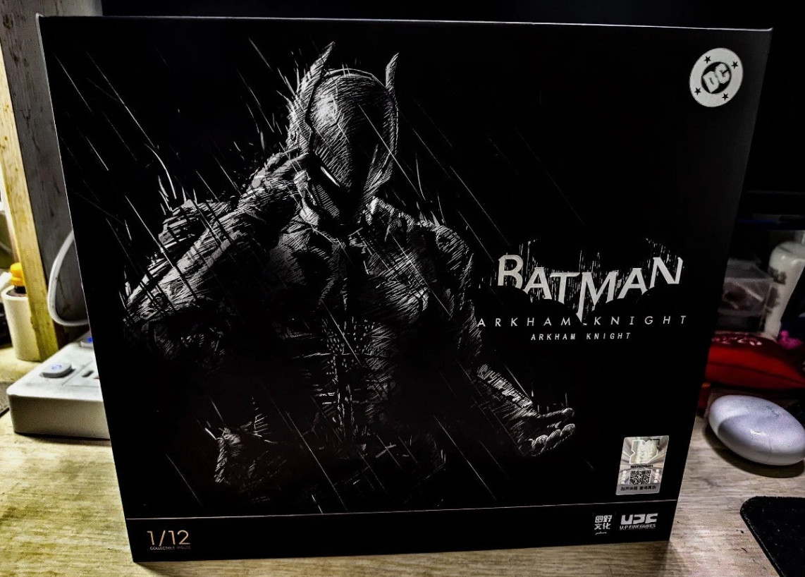 LPZZ DC Batman Arkham Knight Deluxe Action Figure Model Toy New Sealed In Stock